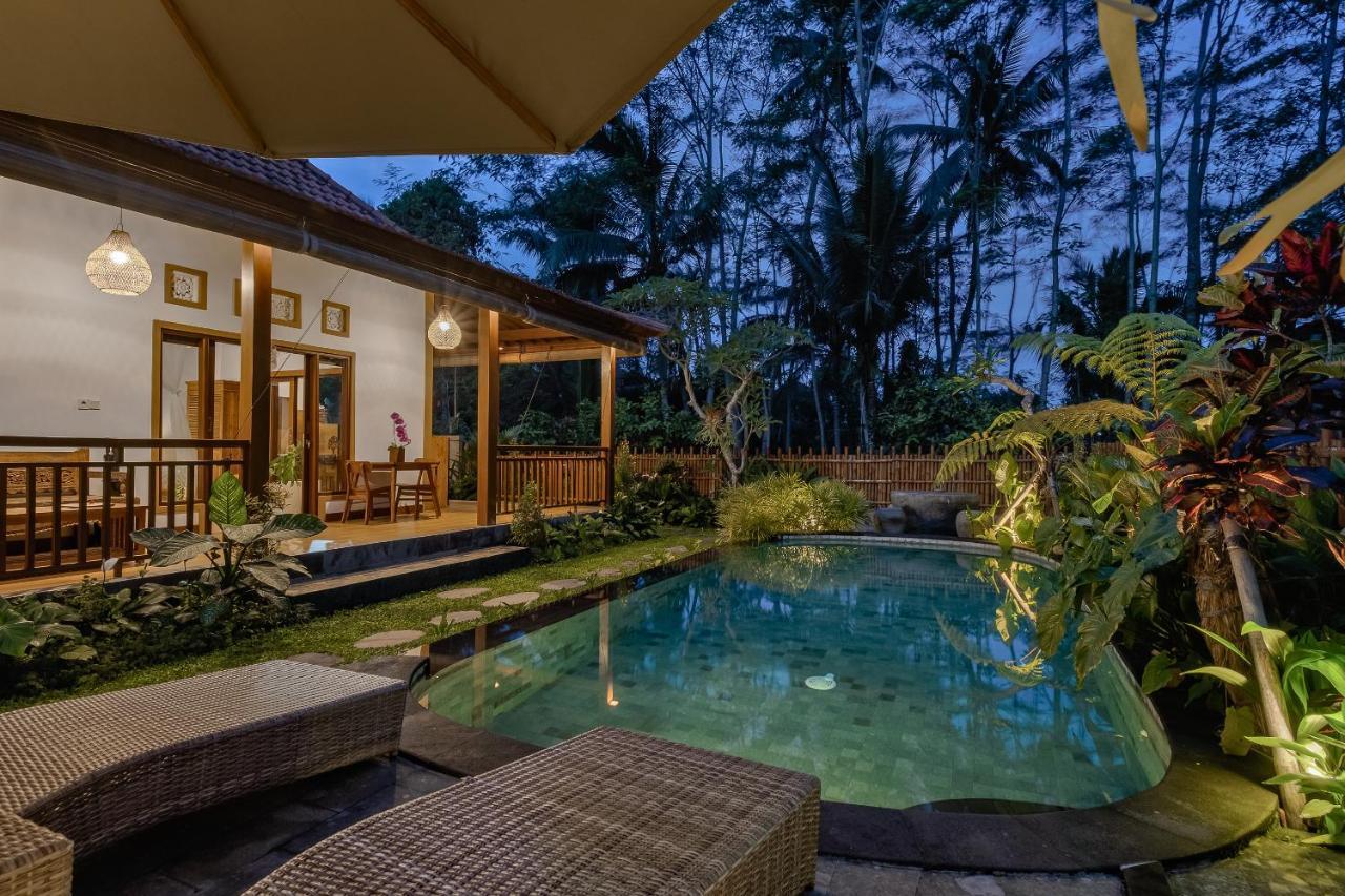 Ratni Ubud Villa Екстериор снимка