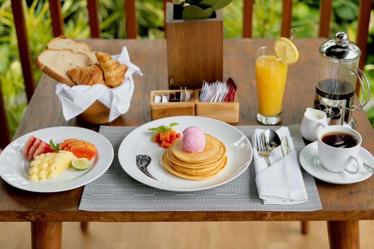 Ratni Ubud Villa Екстериор снимка