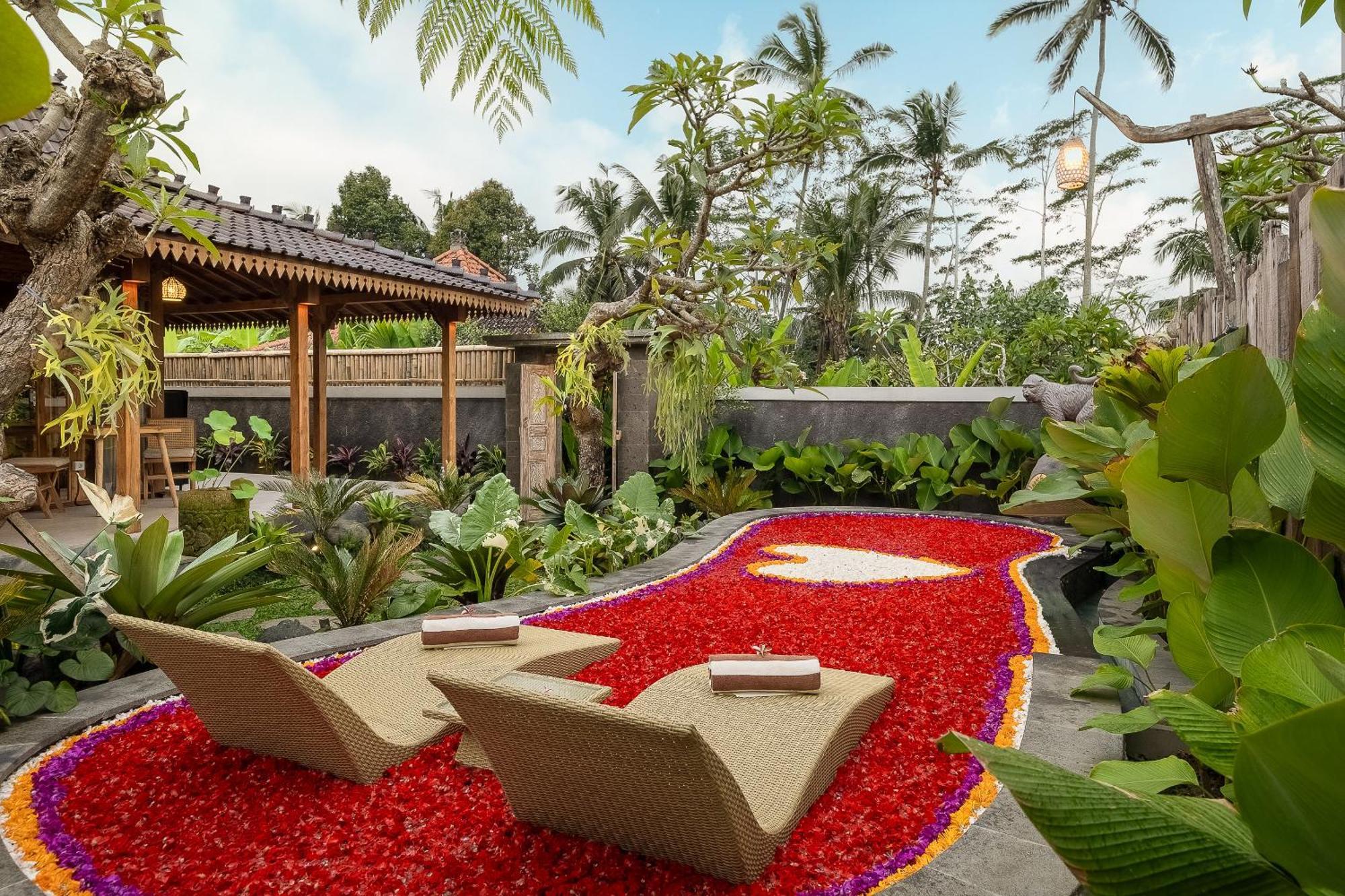 Ratni Ubud Villa Екстериор снимка
